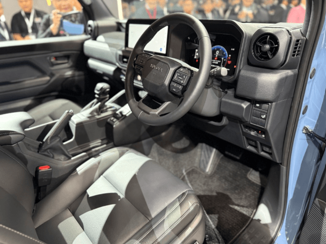 Toyota Land Cruiser FJ Up Close